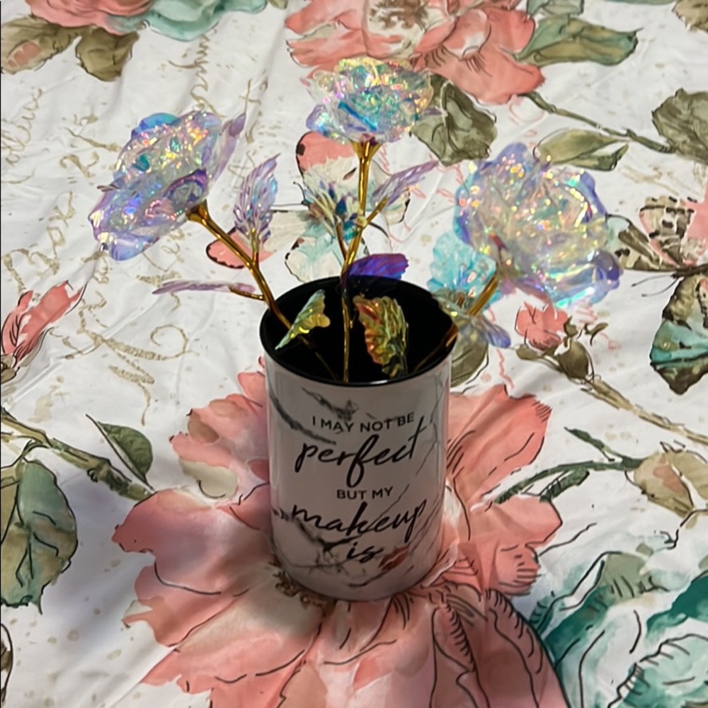 Galaxy roses